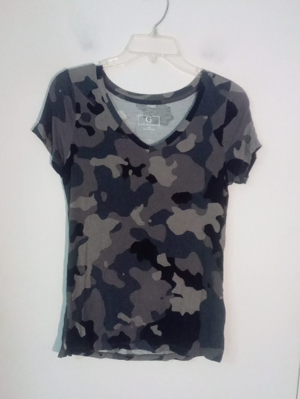 G By Giuliana Camo Top XXS New NWOT Stretch